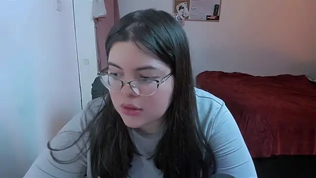 Snapshot of Aria_Fullbuster chatting on September 18, 9:46 pm Aria Fullbuster online show from September 18, 9:46 pm