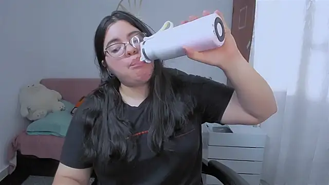 Aria Fullbuster online show from November 25, 8:53 pm