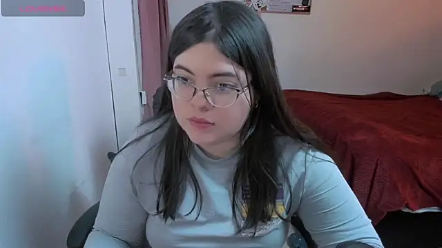 Snapshot of Aria_Fullbuster chatting on September 13, 9:12 pm Aria Fullbuster online show from September 13, 9:12 pm