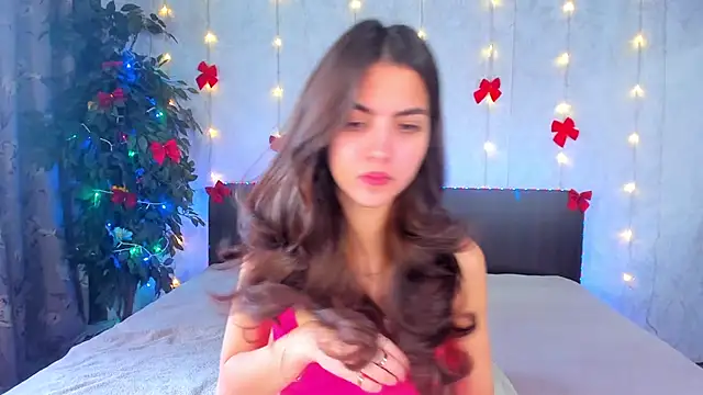 Milana Crystal  online show from December 5, 8:14 am