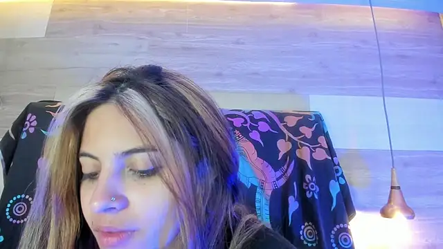 Cori Paige online show from April 14, 4:01 am