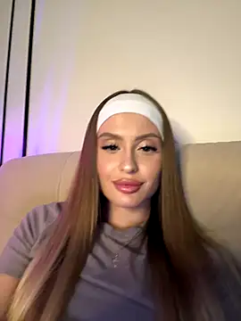 Snapshot of Sweet__Milly chatting on October 25, 2:57 pm Sweet  Milly online show from October 25, 2:57 pm