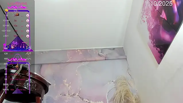 VALERIAQUEENTS online show from October 10, 1:16 pm