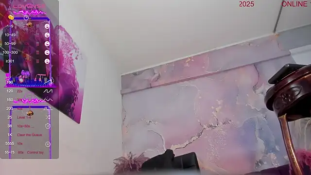 VALERIAQUEENTS online show from September 19, 12:37 pm