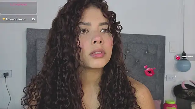 Snapshot of Meghan_taylor__ chatting on October 20, 9:07 pm Meghan taylor   online show from October 20, 9:07 pm