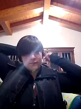 laragazzadisibinita online show from October 25, 3:19 pm