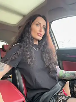 Snapshot of _AHHA_ chatting on October 24, 10:55 am  AHHA  online show from October 24, 10:55 am