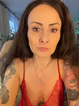 Snapshot of _AHHA_ chatting on October 17, 9:34 am  AHHA  online show from October 17, 9:34 am