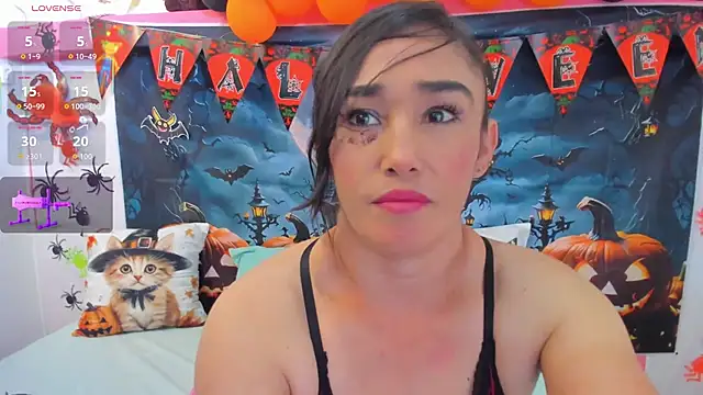 Snapshot of charlotte-11 chatting on October 14, 4:31 pm charlotte-11 online show from October 14, 4:31 pm