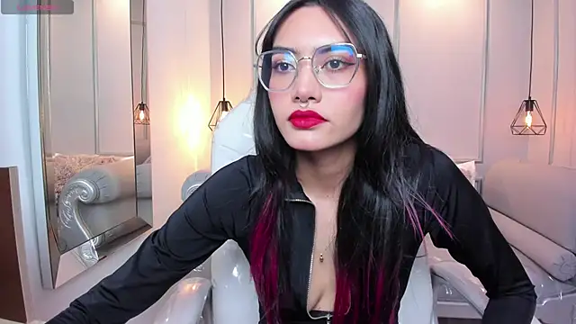 Snapshot of AzuraKindong chatting on September 29, 7:19 pm AzuraKindong online show from September 29, 7:19 pm