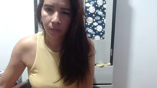 Ainhoa-hot online show from October 24, 4:19 am