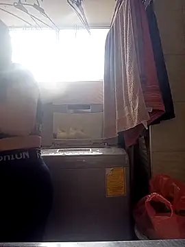 Laura martin  online show from October 18, 5:37 pm