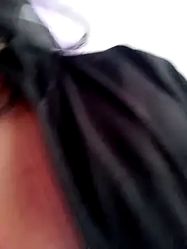 Laura martin  online show from December 22, 8:01 pm