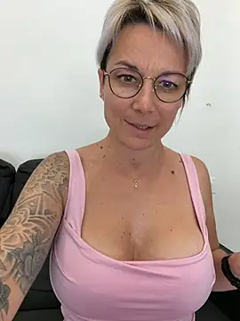 marinella07 online show from June 25, 11:02 am