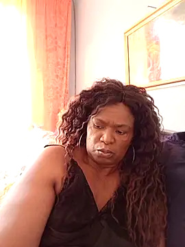 Snapshot of TALLNSEXY48 chatting on October 21, 9:02 am TALLNSEXY48 online show from October 21, 9:02 am