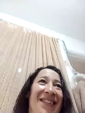 emilypoppy3 online show from December 19, 8:45 pm