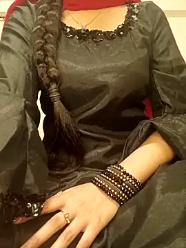 Pallavi 36 online show from May 30, 8:49 pm