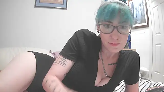 Emily0903 online show from June 22, 5:37 am