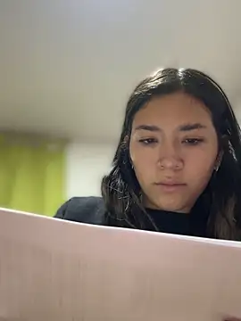 Snapshot of Mila_Morgan chatting on October 18, 3:26 pm Mila Morgan online show from October 18, 3:26 pm