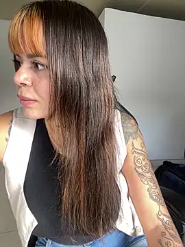 Chloe  and  Ivana  xxx online show from March 5, 9:10 pm