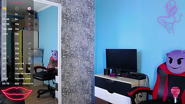 ElisaJane online show from February 2, 6:56 am