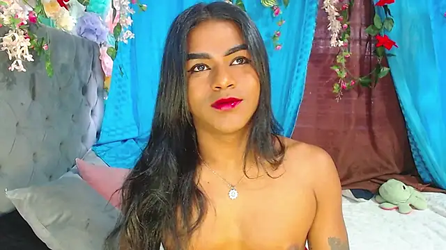 Snapshot of Karly_coffe chatting on October 31, 11:03 am Karly coffe online show from October 31, 11:03 am