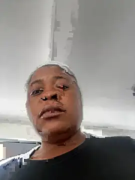 Snapshot of juicybatate chatting on December 2, 8:48 am juicybatate online show from December 2, 8:48 am