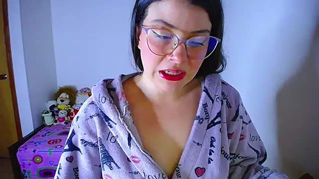 juli05star20 online show from September 11, 2:23 am