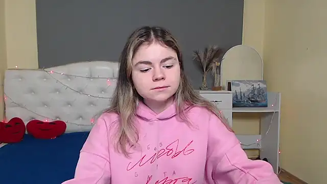 TinaRedly online show from January 16, 7:04 am