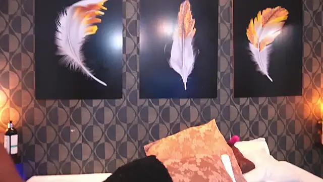 SharomRoss online show from March 31, 7:14 pm