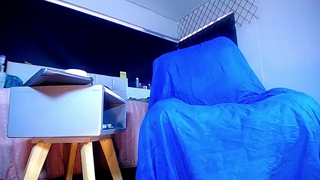 Snapshot of bellatrixx_69 chatting on November 1, 12:20 pm bellatrixx 69 online show from November 1, 12:20 pm