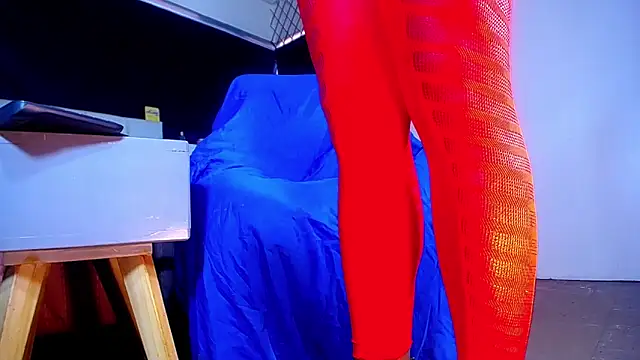 Snapshot of bellatrixx_69 chatting on October 21, 11:47 am bellatrixx 69 online show from October 21, 11:47 am