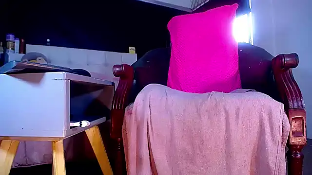 Snapshot of bellatrixx_69 chatting on September 27, 12:12 pm bellatrixx 69 online show from September 27, 12:12 pm