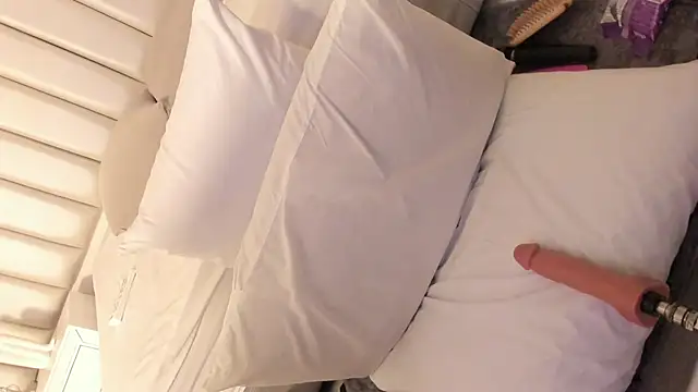 Snapshot of samantaramoos chatting on October 11, 3:00 am samantaramoos online show from October 11, 3:00 am