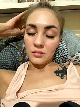 DreamGirl-777 online show from October 22, 2:11 pm