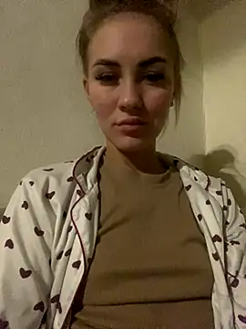 DreamGirl-777 online show from November 9, 8:27 pm