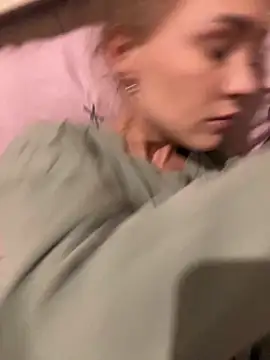 DreamGirl-777 online show from November 21, 1:35 pm