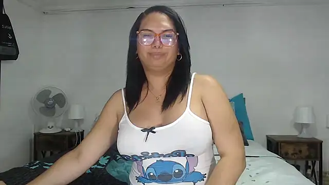 flowerdirtty online show from April 18, 4:15 am