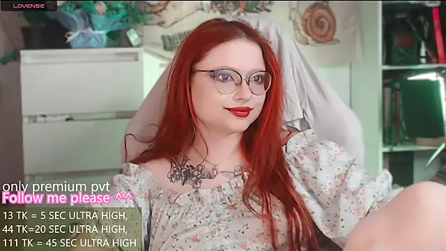 me  hanna online show from April 3, 3:04 am