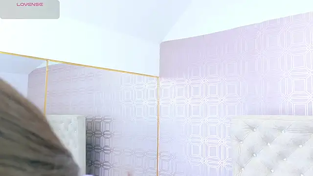 LexaDeRusso online show from March 4, 8:04 pm