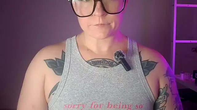 quinnmariexo online show from February 14, 11:07 pm