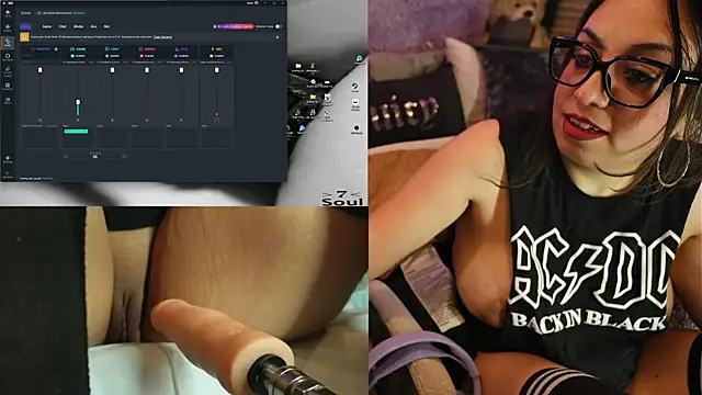 Snapshot of IndiaBlaze chatting on October 30, 3:20 am IndiaBlaze online show from October 30, 3:20 am