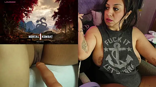 Snapshot of IndiaBlaze chatting on October 1, 2:27 am IndiaBlaze online show from October 1, 2:27 am