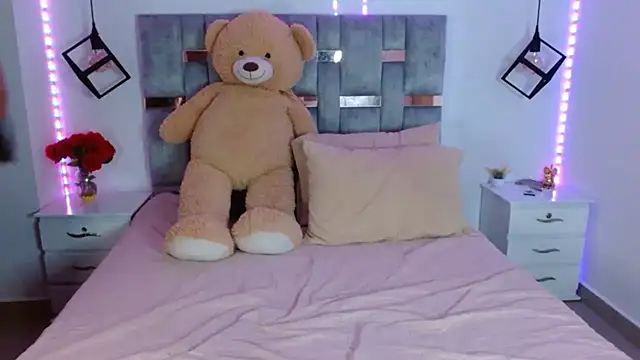 sofia burman online show from March 10, 2:15 am