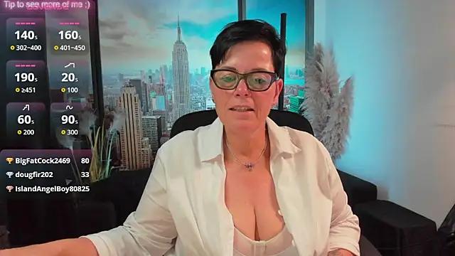 Snapshot of ninarandmann chatting on October 24, 5:31 pm ninarandmann online show from October 24, 5:31 pm