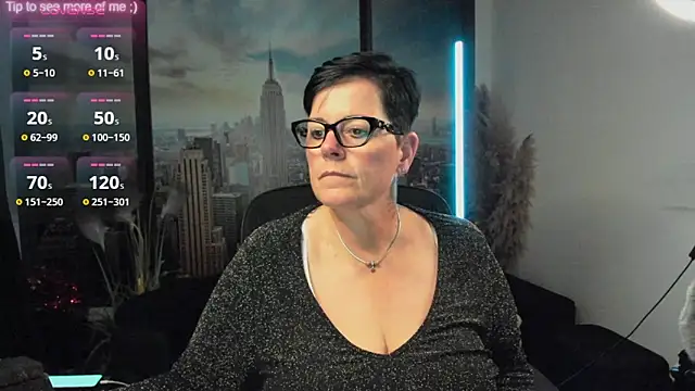 Snapshot of ninarandmann chatting on September 17, 5:44 pm ninarandmann online show from September 17, 5:44 pm