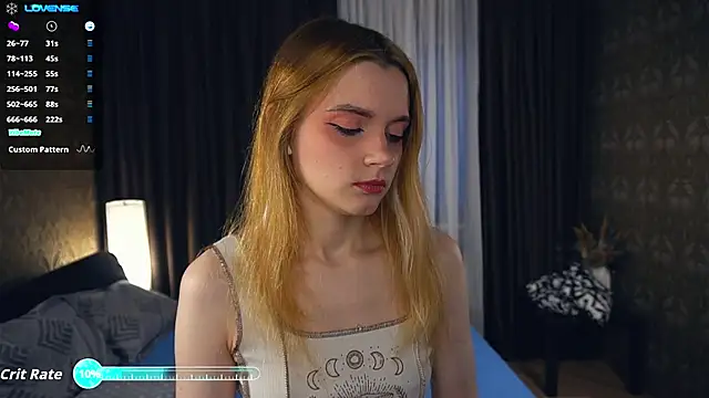 Snapshot of MariamAven chatting on October 18, 6:16 am MariamAven online show from October 18, 6:16 am