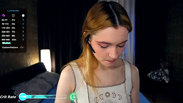 Snapshot of MariamAven chatting on November 1, 5:55 am MariamAven online show from November 1, 5:55 am