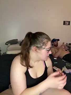 sexybee124 online show from April 14, 3:50 am