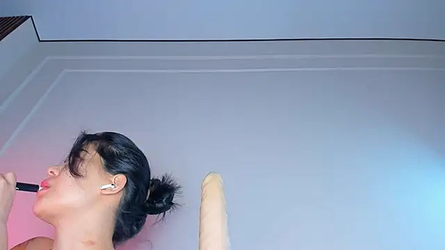 maakimo online show from December 5, 4:12 am